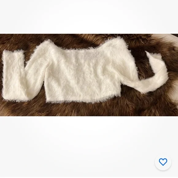 Nwt urban outfitters fuzzy cropped cardigan white L - Picture 3 of 10